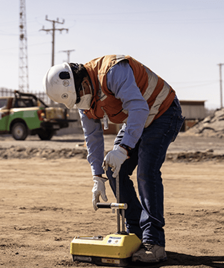 LABORATORIO DE MECÁNICA DE SUELOS EN INGEMARS