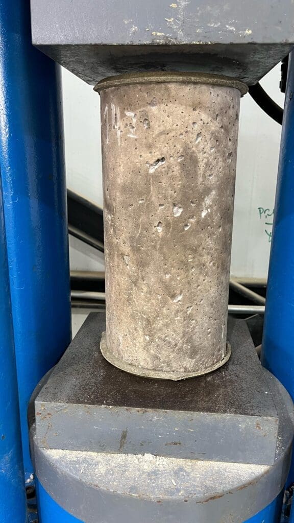 Ensayos de hormigón y mortero: tipos y su importancia en obra